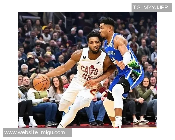 布鲁克洛佩斯：从篮筐守护者到全能得分手的华丽转身